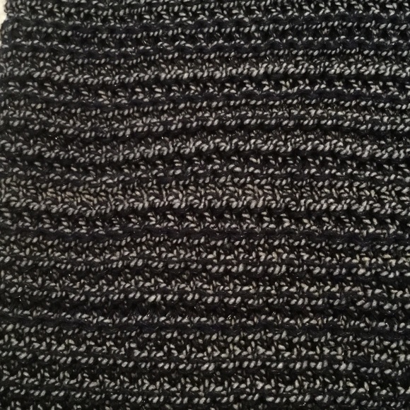 Massimo Dutti - Blue knit sweater vest. (SOLD) - Picture 7 of 8